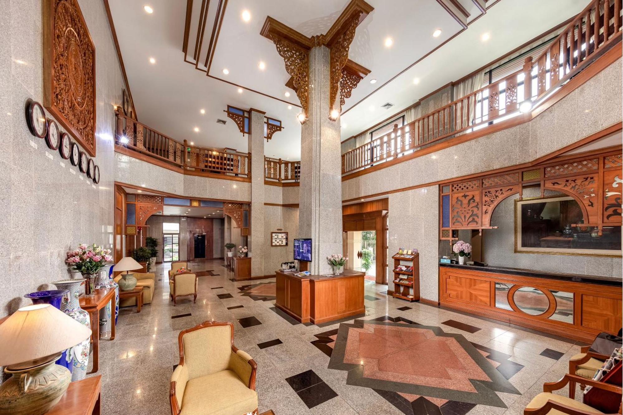 ออเรียนทอลพาเลสอพาร์ตเมนท์ Hotel ฮานอย ภายนอก รูปภาพ