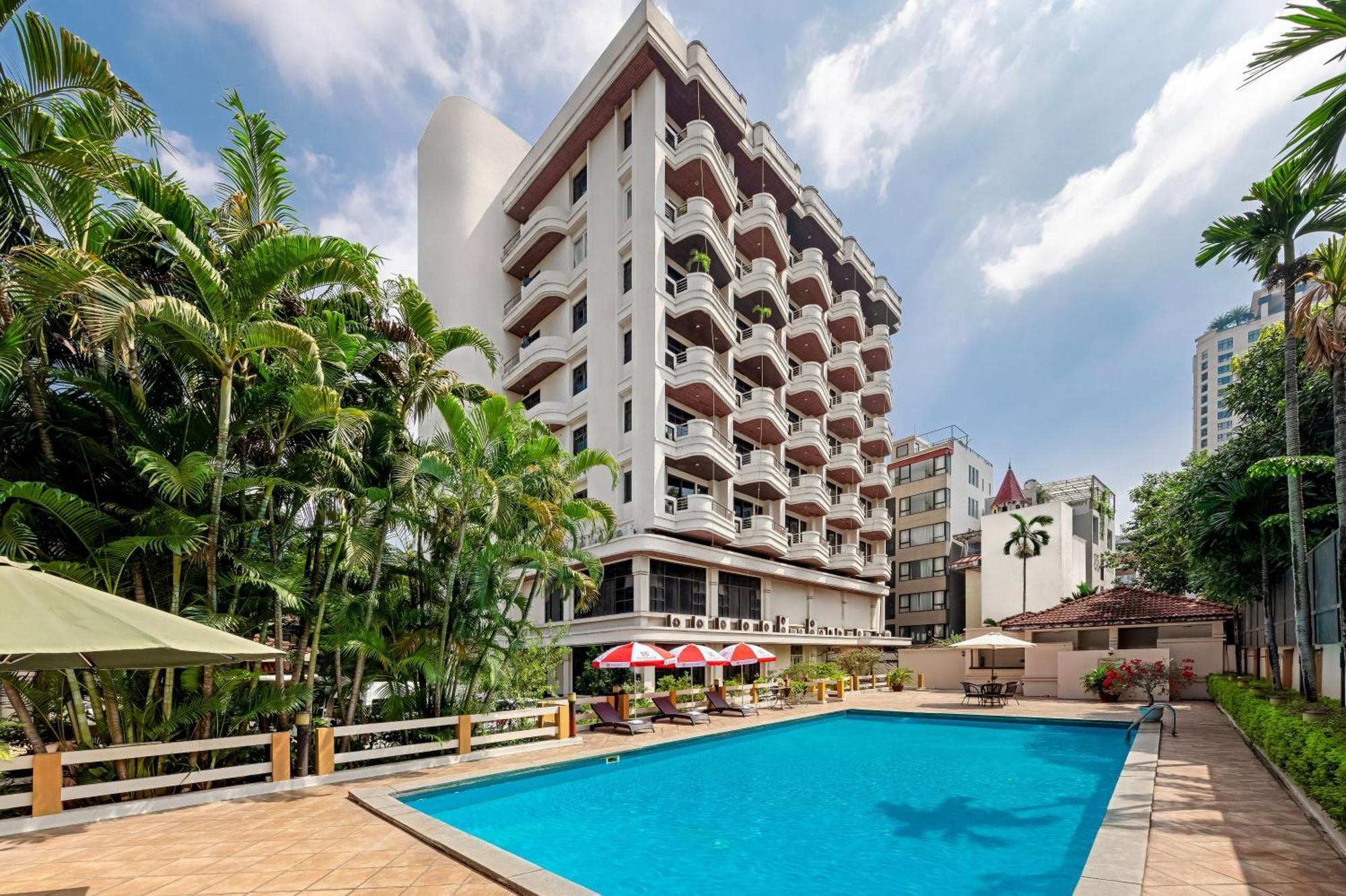 ออเรียนทอลพาเลสอพาร์ตเมนท์ Hotel ฮานอย ภายนอก รูปภาพ
