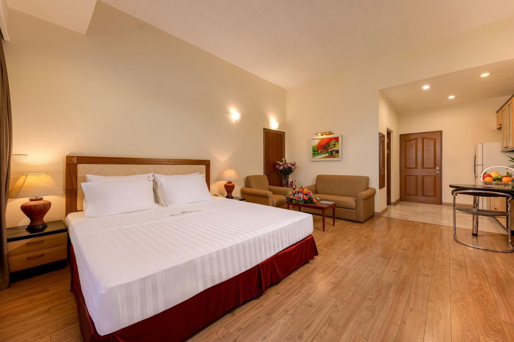 ออเรียนทอลพาเลสอพาร์ตเมนท์ Hotel ฮานอย ภายนอก รูปภาพ