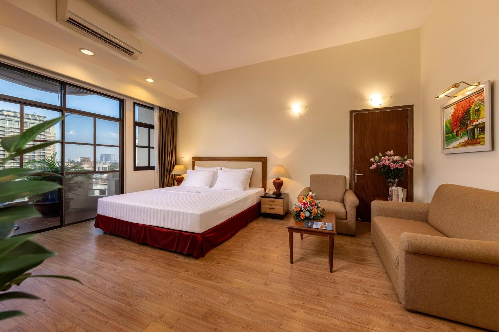 ออเรียนทอลพาเลสอพาร์ตเมนท์ Hotel ฮานอย ภายนอก รูปภาพ