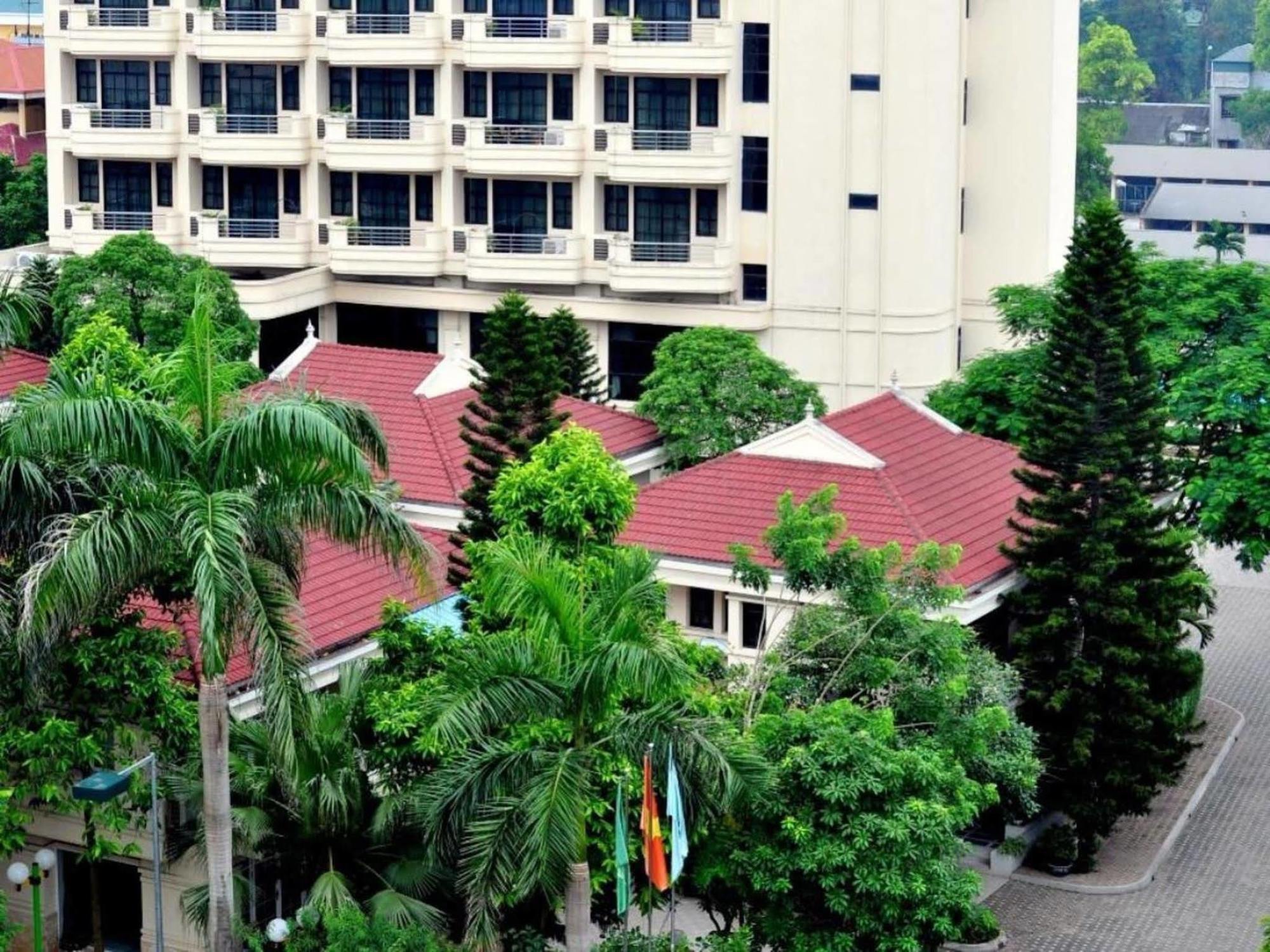 ออเรียนทอลพาเลสอพาร์ตเมนท์ Hotel ฮานอย ภายนอก รูปภาพ