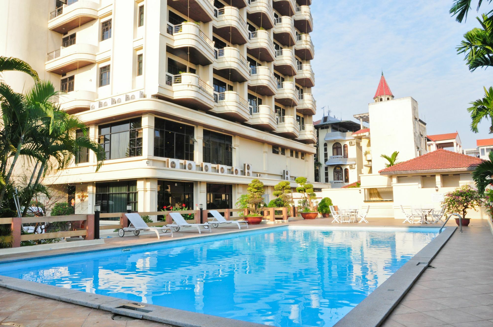 ออเรียนทอลพาเลสอพาร์ตเมนท์ Hotel ฮานอย ภายนอก รูปภาพ